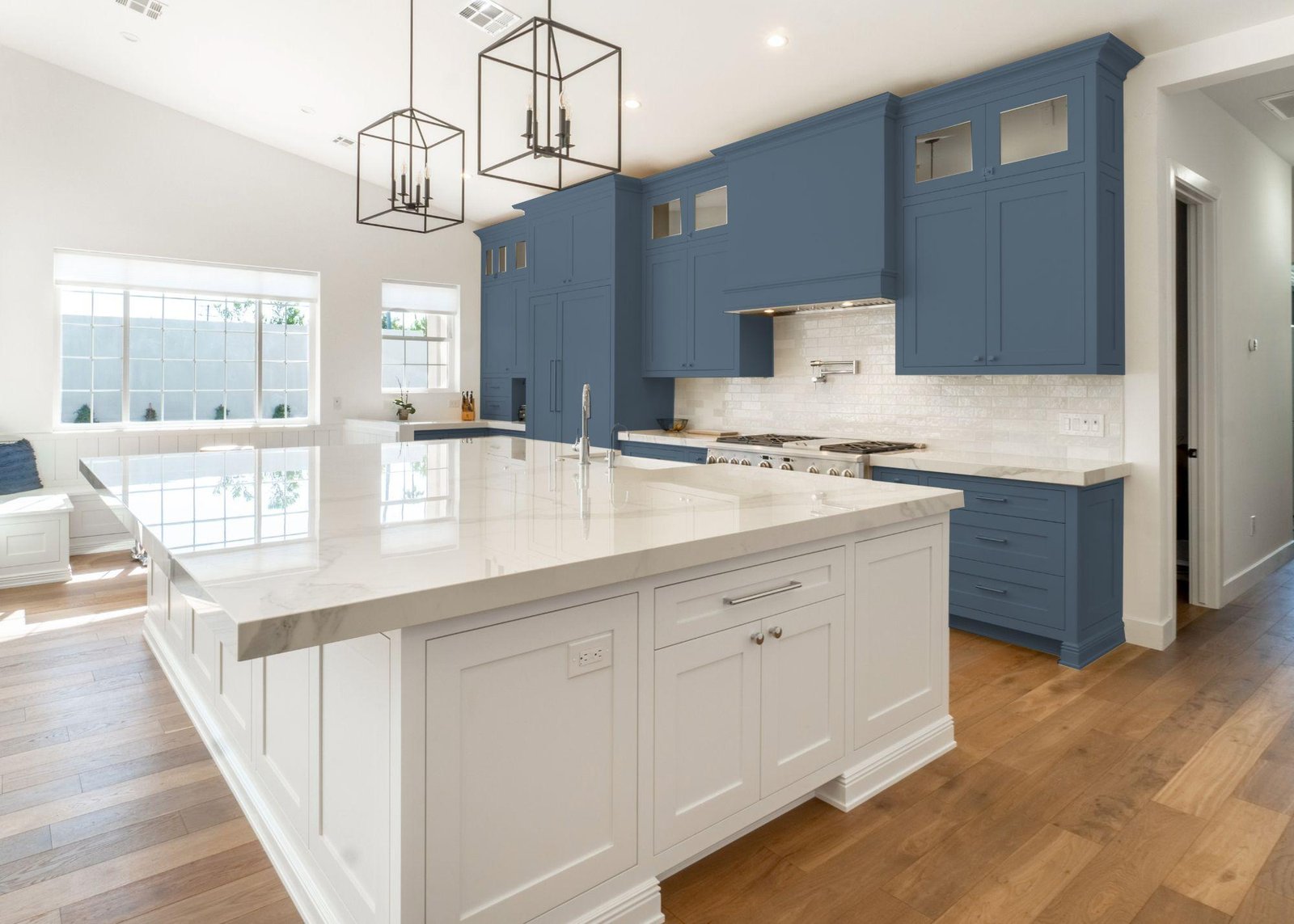 Cabinet Slideshow