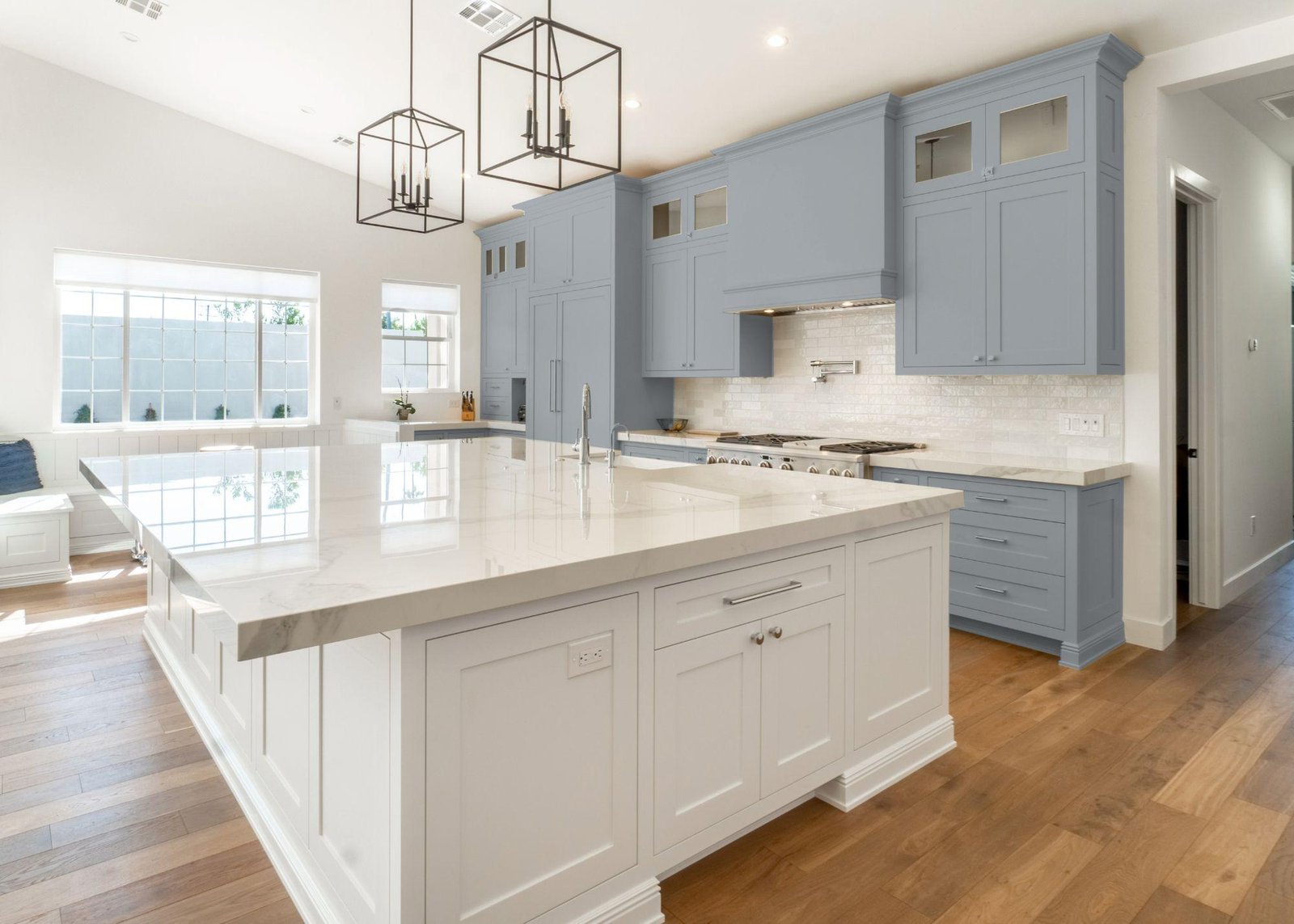Cabinet Slideshow