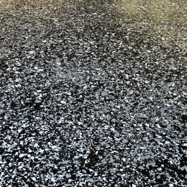 Flake system garage floor coating choice provided by Paint EZ.