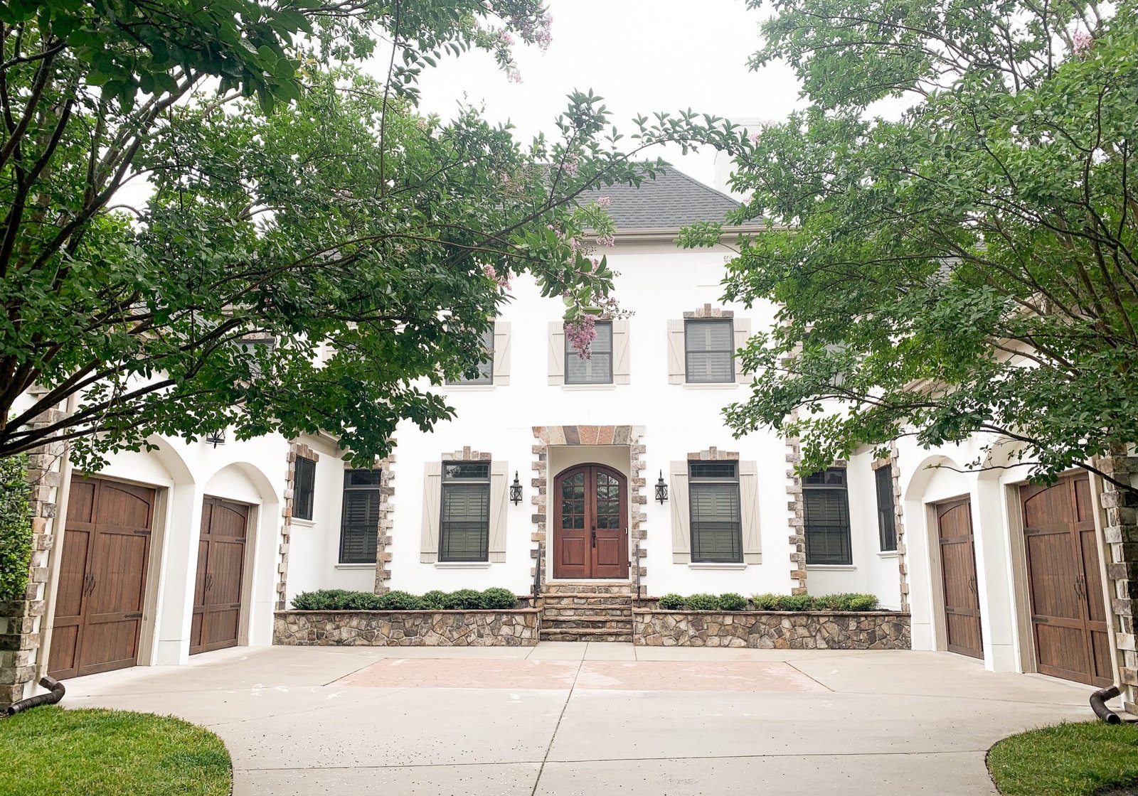 House painted in Lake Norman, NC by Paint EZ of Lake Norman