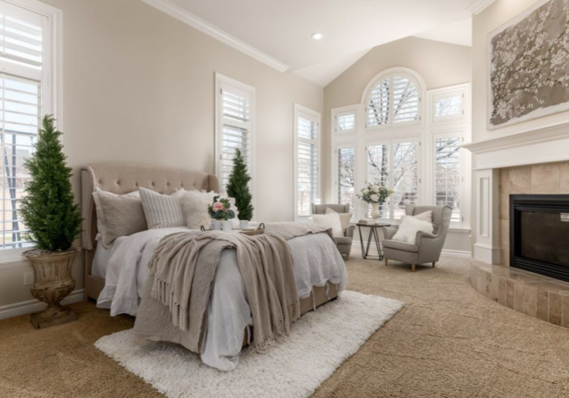 Interior painting completed in bedroom by Paint EZ crew.